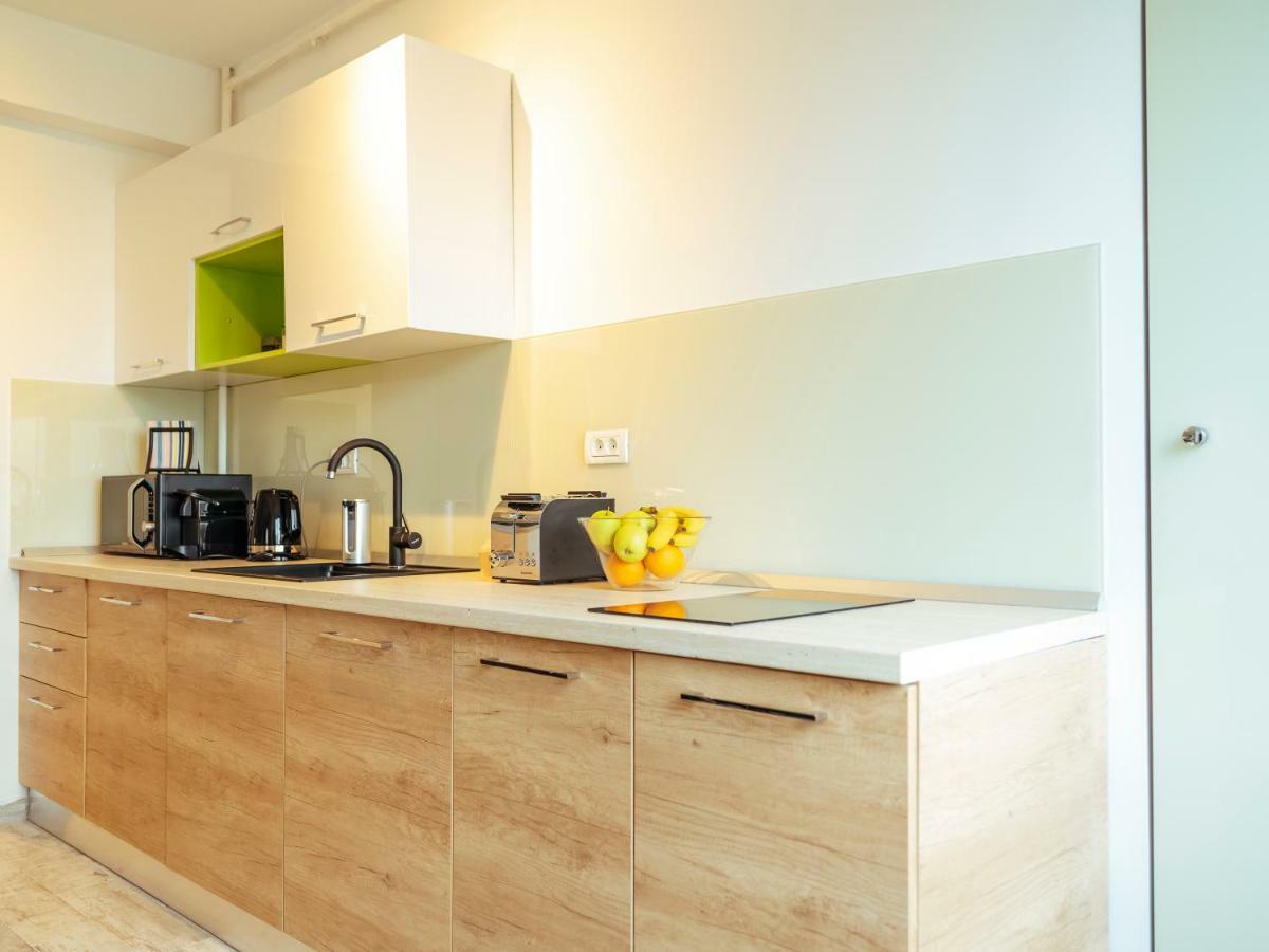Bright And Spacious Central Apartment- Piata Amzei Бухарест Экстерьер фото