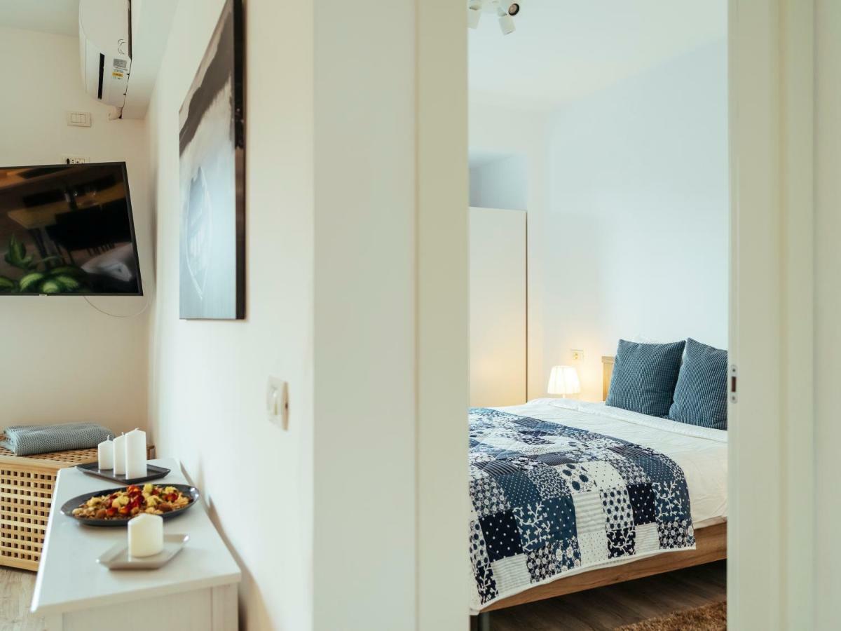 Bright And Spacious Central Apartment- Piata Amzei Бухарест Экстерьер фото