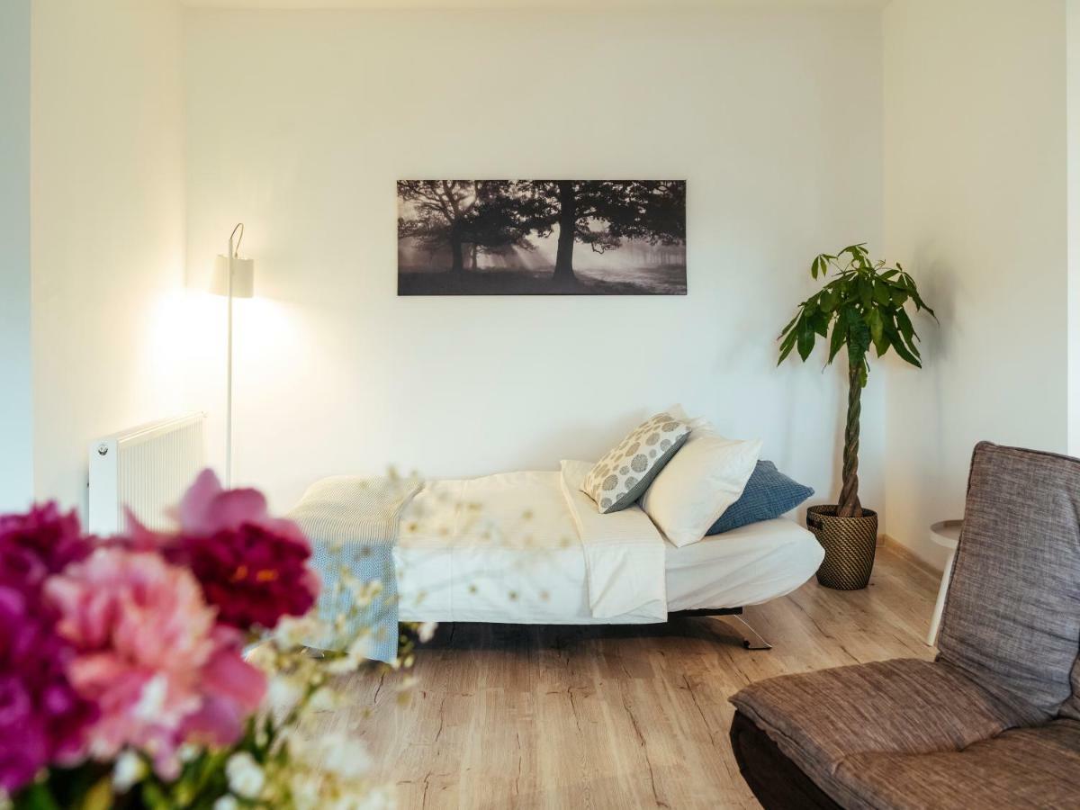 Bright And Spacious Central Apartment- Piata Amzei Бухарест Экстерьер фото