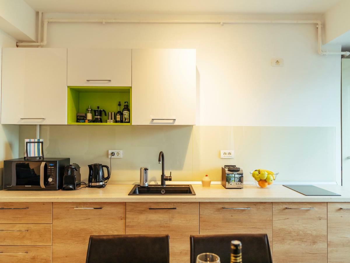 Bright And Spacious Central Apartment- Piata Amzei Бухарест Экстерьер фото