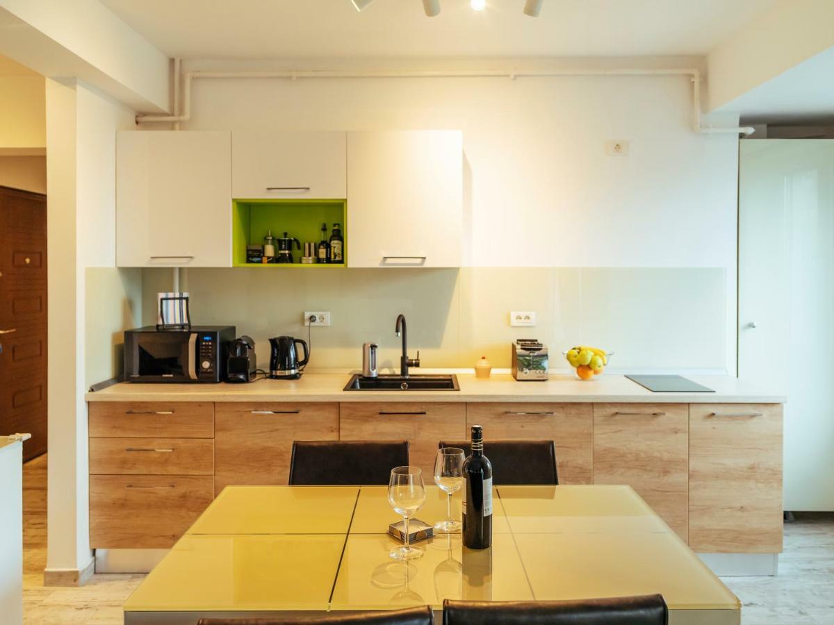 Bright And Spacious Central Apartment- Piata Amzei Бухарест Экстерьер фото