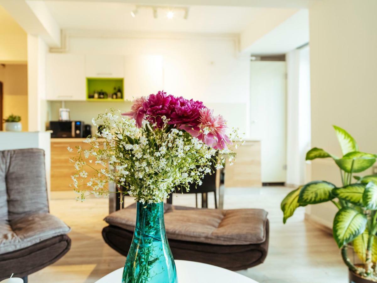 Bright And Spacious Central Apartment- Piata Amzei Бухарест Экстерьер фото