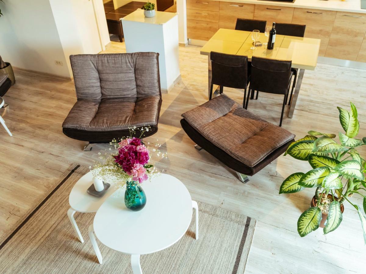 Bright And Spacious Central Apartment- Piata Amzei Бухарест Экстерьер фото