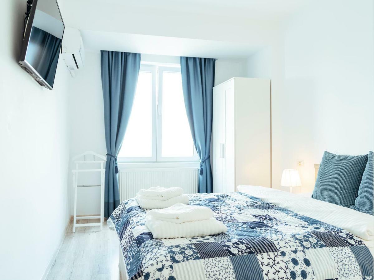 Bright And Spacious Central Apartment- Piata Amzei Бухарест Экстерьер фото