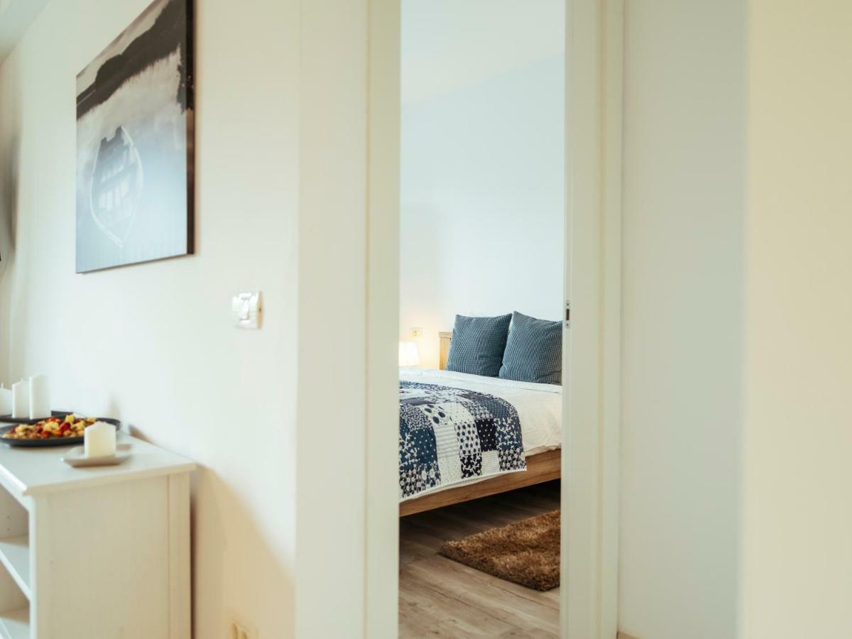 Bright And Spacious Central Apartment- Piata Amzei Бухарест Экстерьер фото