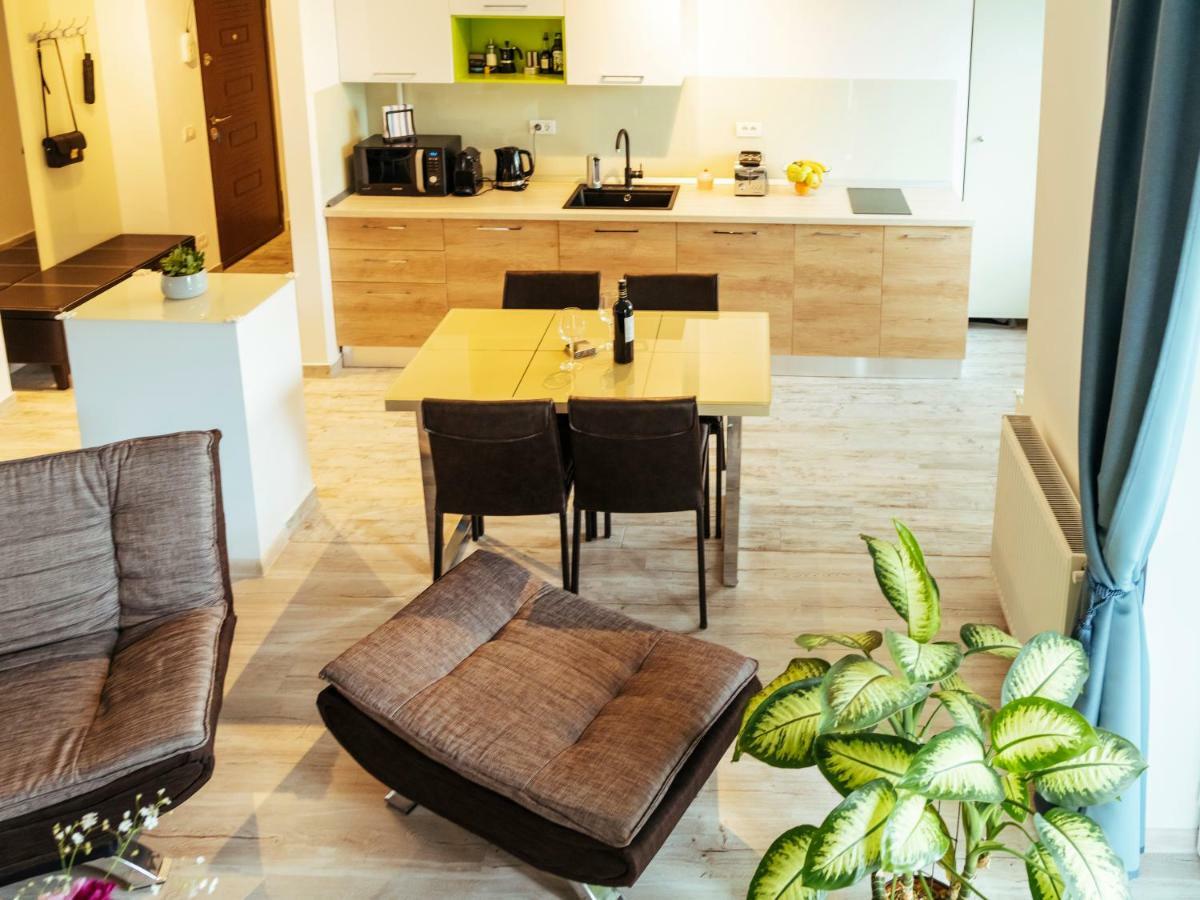 Bright And Spacious Central Apartment- Piata Amzei Бухарест Экстерьер фото