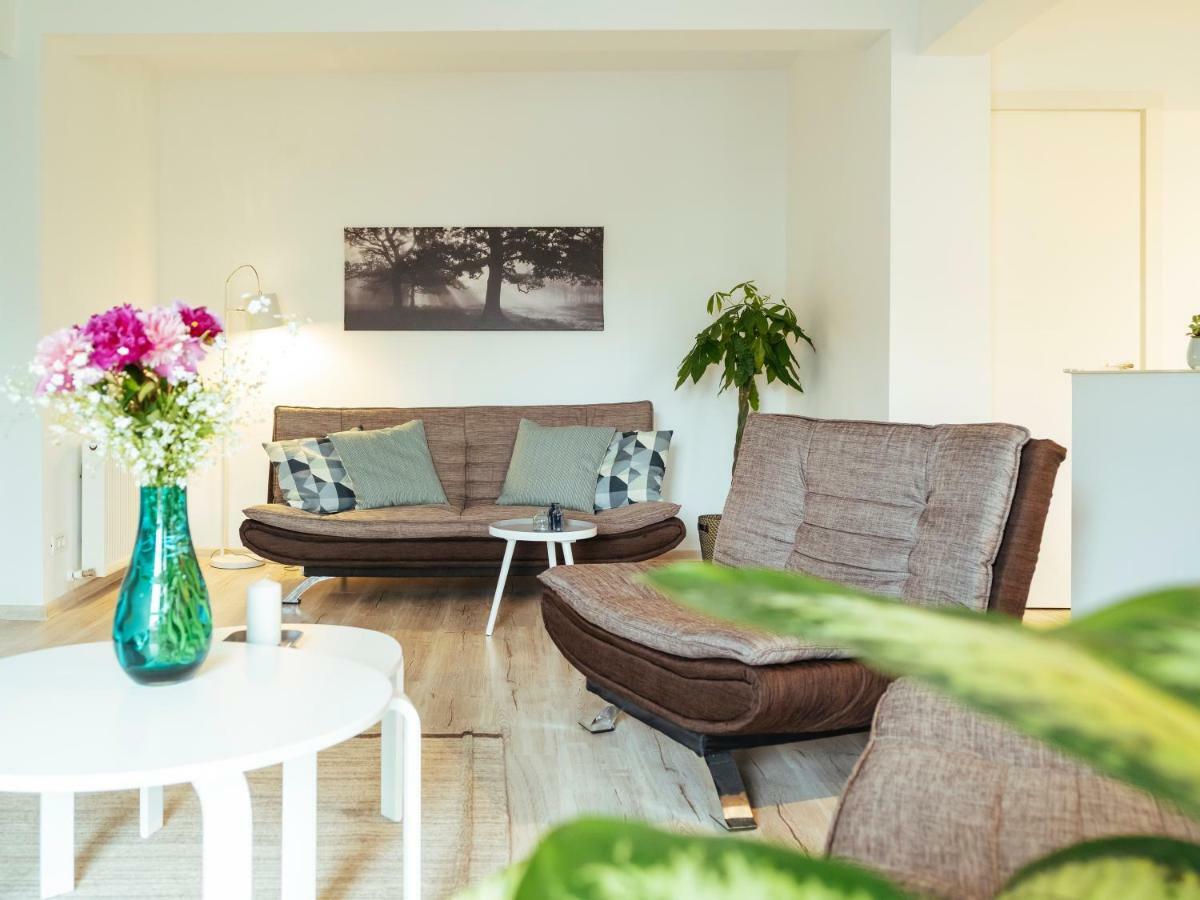 Bright And Spacious Central Apartment- Piata Amzei Бухарест Экстерьер фото