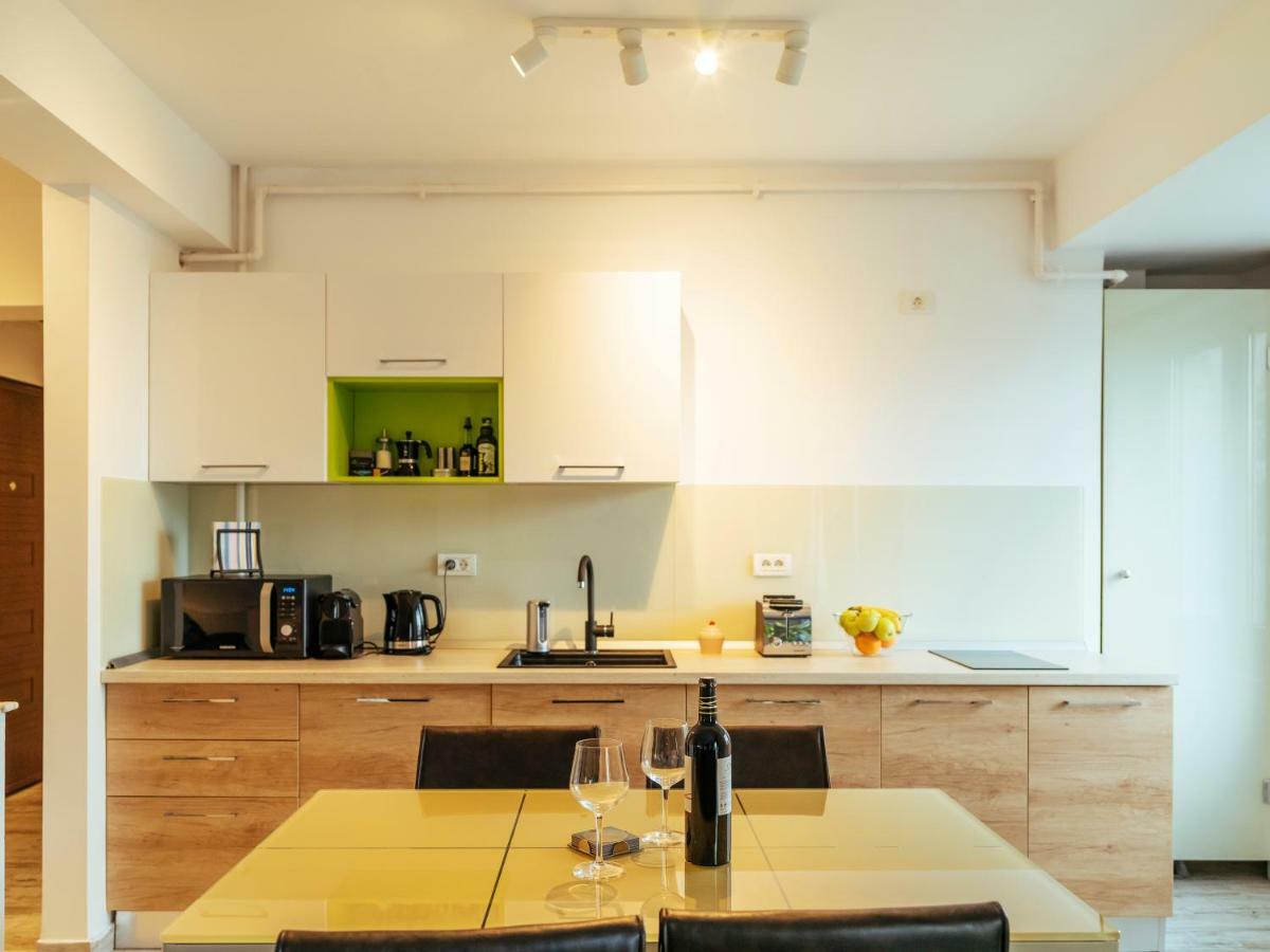 Bright And Spacious Central Apartment- Piata Amzei Бухарест Экстерьер фото